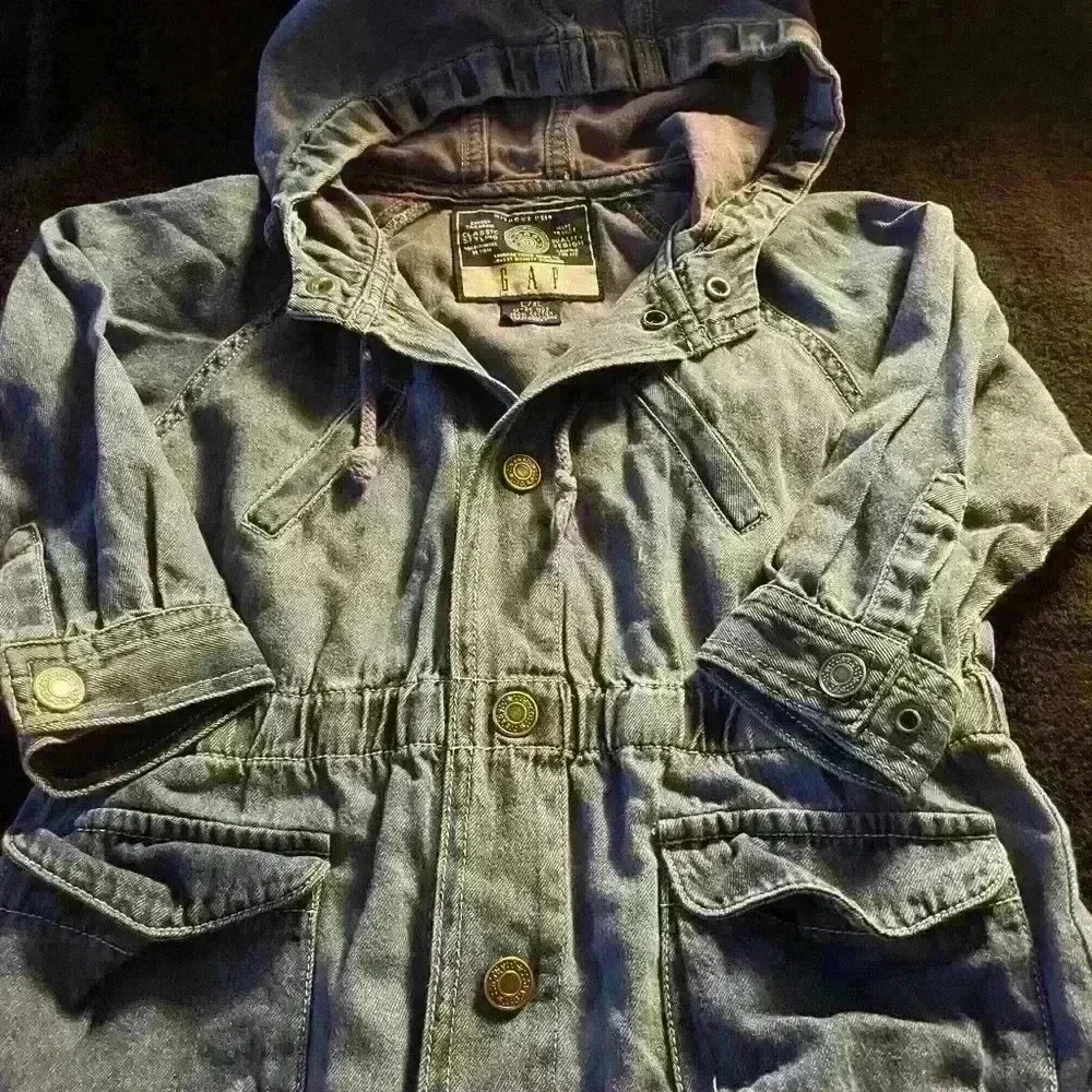 Vintage 1990’s GAP Jean Jacket with hood 12-24 months 100%Cotton